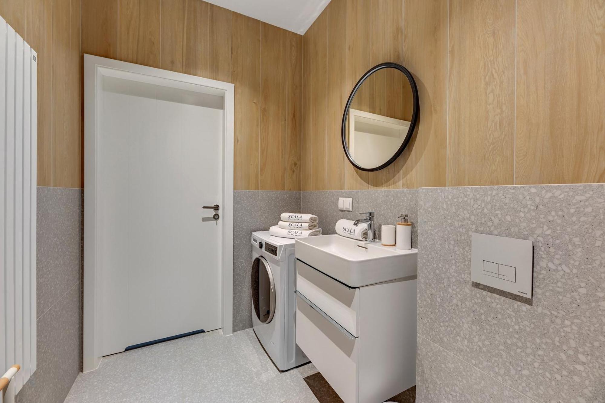 Scala 60Ca City Center Apartments & Studio By Lion Apartments Danzica Esterno foto