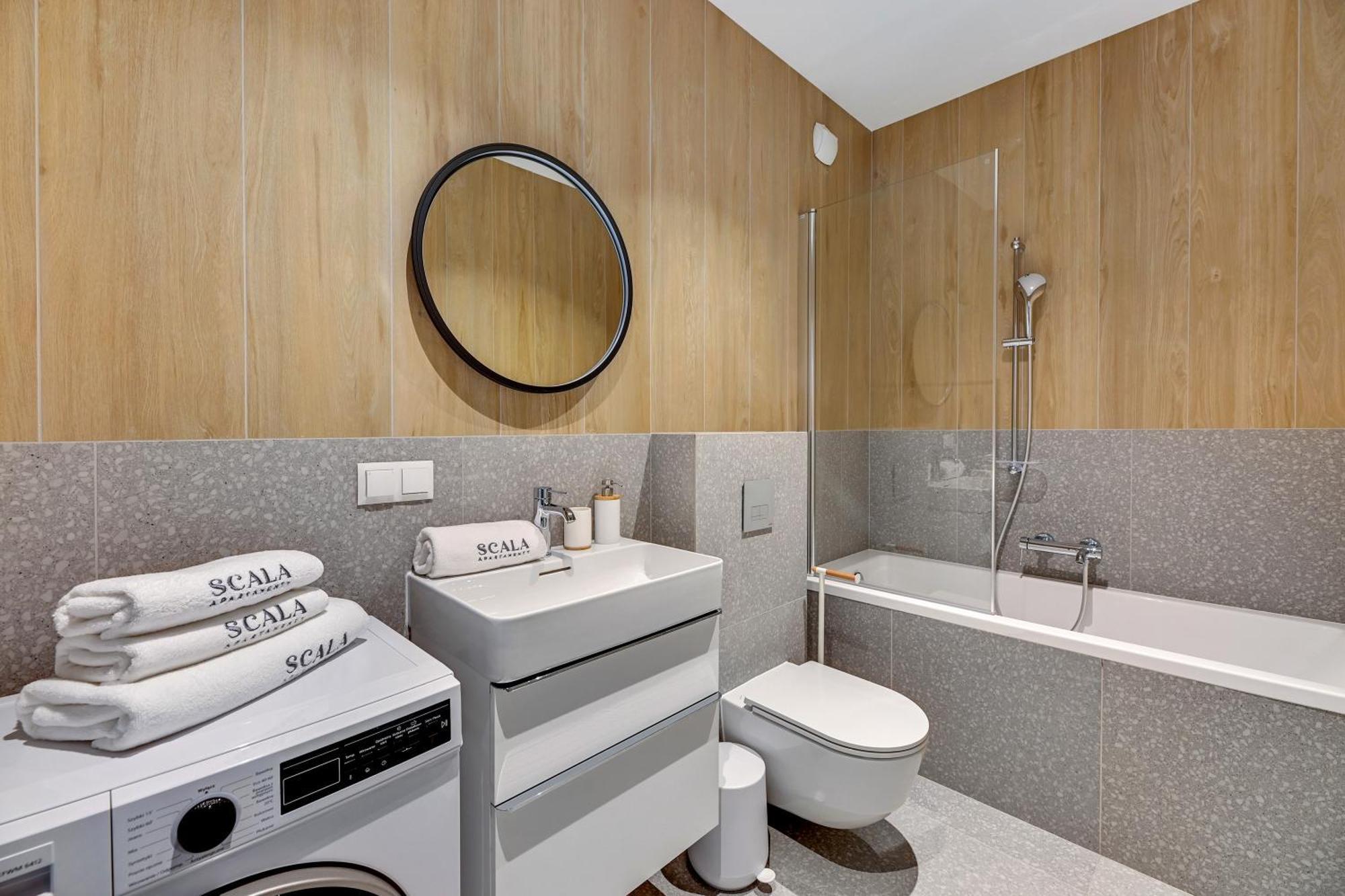 Scala 60Ca City Center Apartments & Studio By Lion Apartments Danzica Esterno foto