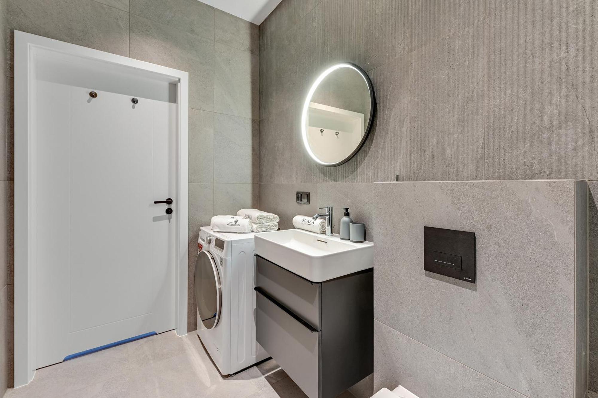 Scala 60Ca City Center Apartments & Studio By Lion Apartments Danzica Esterno foto